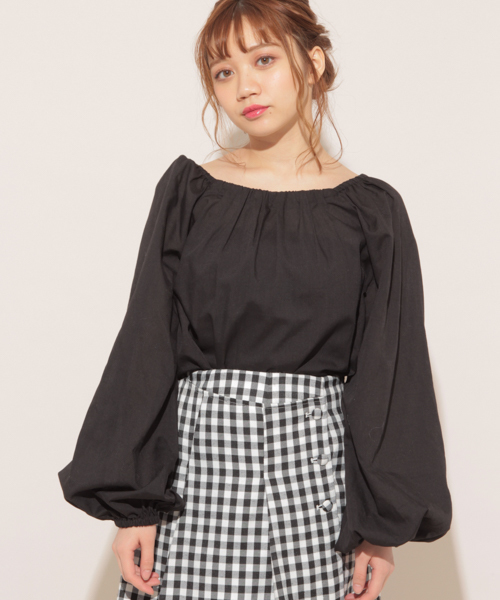 apres jour（アプレジュール）の「スクエアネックスモックブラウス【ZOZOTOWN限定アイテム】（シャツ/ブラウス・レディース・ブラック/オフホワイト/その他・フリー）」の3枚目の写真