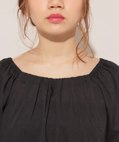 apres jour（アプレジュール）の「スクエアネックスモックブラウス【ZOZOTOWN限定アイテム】（シャツ/ブラウス・レディース・ブラック/オフホワイト/その他・フリー）」の7枚目の写真
