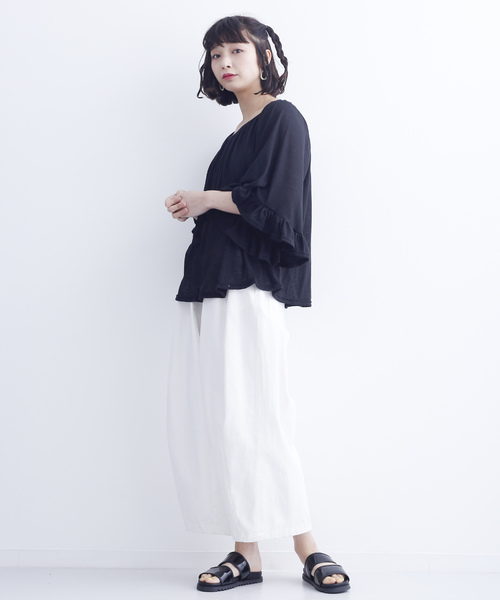 merlot plus（メルロープリュス）の「ウッドサークル×ゴールドピアス6632（ピアス（両耳用）・レディース・ネイビー/ブラウン/カーキ・FREE）」の7枚目の写真