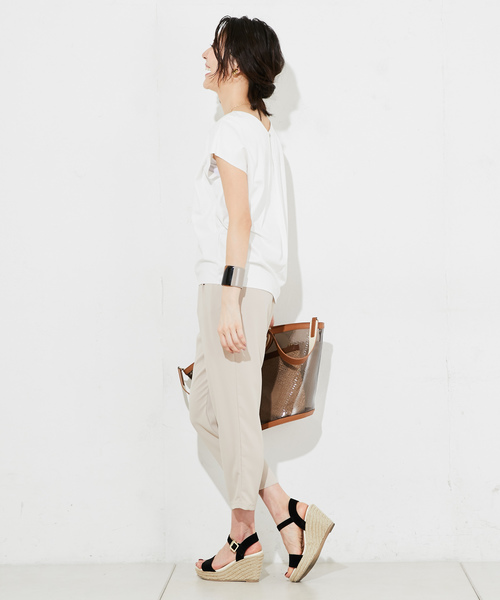 RIVE DROITE（リヴドロワ）の「【2WAY】バランサーカナグカットソー（Tシャツ/カットソー・レディース・ホワイト/サンドベージュ/ネイビー/チャコールグレー/ブラック・FREE）」の22枚目の写真