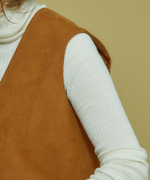 Abahouse Devinette（ドゥヴィネット）の「フェイクスエードプルオーバー（シャツ/ブラウス・レディース・ホワイト/ブラウン・フリー）」の7枚目の写真