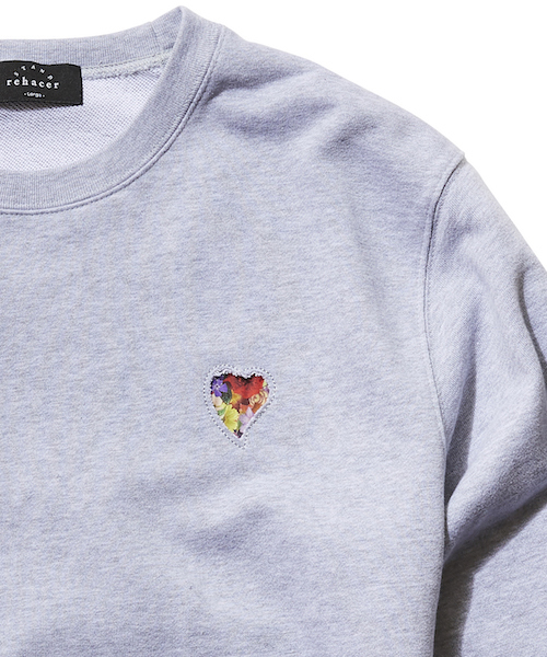 rehacer（レアセル）の「rehacer STAND : Flower Heart HW Big Sweat（スウェット・メンズ・ブラック/ネイビー/グレー・SMALL/MEDIUM/LARGE）」の3枚目の写真