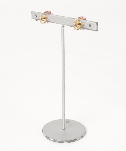 Vivienne Westwood(ヴィヴィアンウエストウッド)の「725604B/LOTUS EARRINGS(ピアス(両耳用)・レディース・シルバー/ゴールド/ピンクゴールド/ゴールド系その他・FREE)」の5枚目の写真