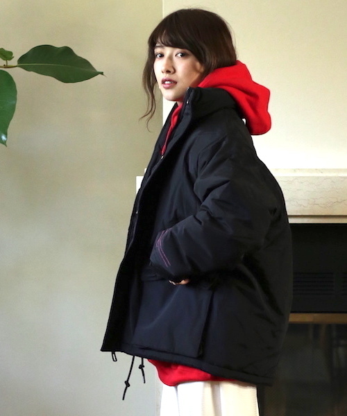 EMMA NOVEMBER （エマノーヴェンバー）の「ナイロン パッディング  