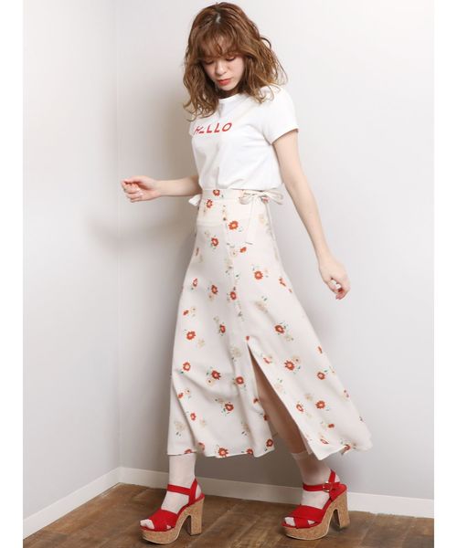 dazzlin(ダズリン)の「HELLOTシャツ(Tシャツ/カットソー・レディース・オフホワイト/イエロー/ネイビー・FREE)」の11枚目の写真