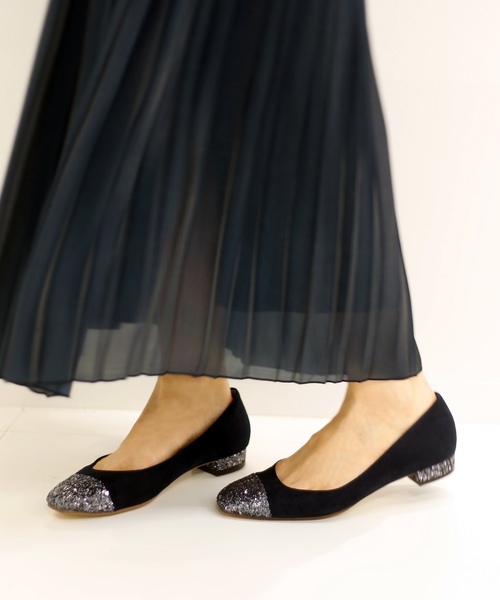 LE TALON（ルタロン）の「スクアエトゥキャップフラット◆（その他シューズ・レディース・ブラック/ネイビー/グレー/ラベンダー/ライトグレー/ナチュラル・22.5cm/23cm/23.5cm/25cm/24cm/24.5cm/22cm）」の5枚目の写真