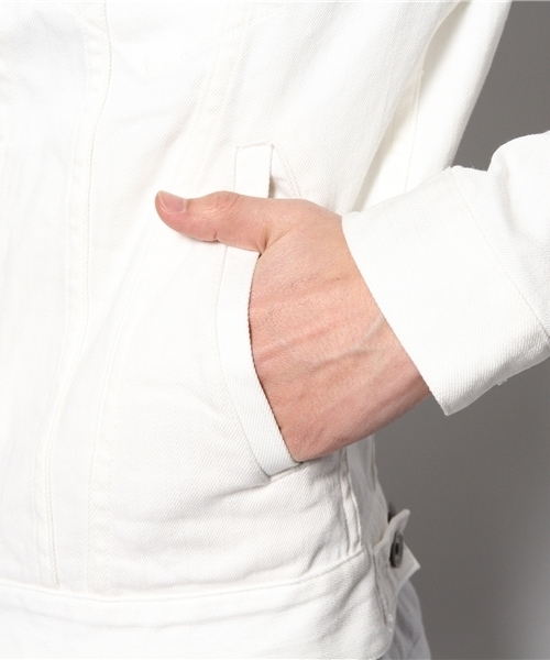 green label relaxing(グリーンレーベルリラクシング)の「WHITE DNM 3RD/TYPE ジャケット ◆(デニムジャケット・メンズ・ホワイト・LARGE/SMALL/MEDIUM)」の7枚目の写真