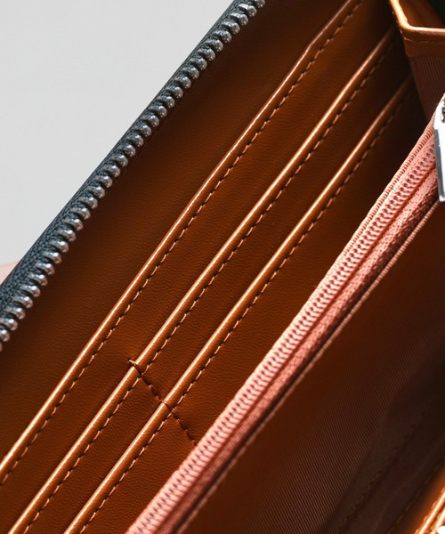 MURA（ムラ）の「ラウンドファスナー コードバン調/カーボン レザー 長財布（財布・メンズ・ブラック/ダークブラウン/ネイビー/ブラック系その他/ブルー系その他/キャメル/ワイン/グリーン・FREE）」の16枚目の写真