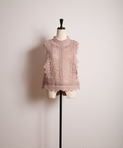 tocco closet（トッコ　クローゼット）の「総レースノースリーブトップス（シャツ/ブラウス・レディース・グレー/ブラック/オフホワイト/ベージュ/ネイビー/ピンクベージュ・M）」の9枚目の写真