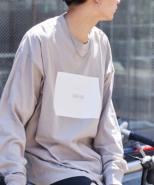 CONVERSE（コンバース）の「CONVERSE/コンバース 別注 ビッグシルエットデザインアソート 長袖カットソー（Tシャツ/カットソー・メンズ・ホワイト/ブラック/ベージュ/ネイビー/ボルドー/杢グレー/チャコール/ダークグリーン/サンドベージュ/ブラック系その他2/グレー系その他/ホワイト系その他3/ブラック系その他3/ブラック系その他/グレー系その他2/グレイッシュベージュ/ベージュ系その他3/ホワイト系その他/グリーン系その他2/ホワイト系その他2/ベージュ系その他/グリーン系その他3/グレー系その他3/ベージュ系その他2/グリーン系その他/グリーン系その他4・FREE）」の19枚目の写真