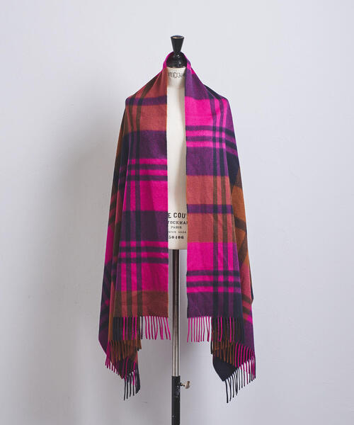 Joshua Ellis（ジョシュアエリス）の「＜Joshua Ellis（ジョシュア エリス）＞BLACKWATCH ストール†（ストール/ショール・レディース・コバルトブルー/ピンク/イエロー・FREE）」の3枚目の写真