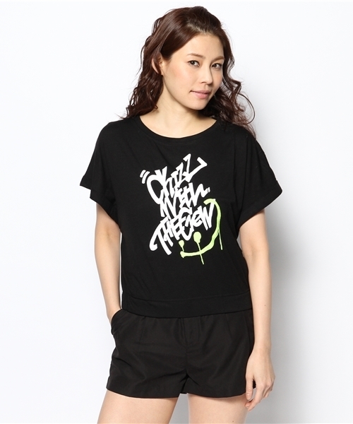 DANCE LB-03(ダンス エルビー・ゼロスリー)の「SMILEドルマンTシャツ(Tシャツ/カットソー・レディース・ホワイト系/ブラック系/スカイブルー系/パープル系・FREE)」の3枚目の写真