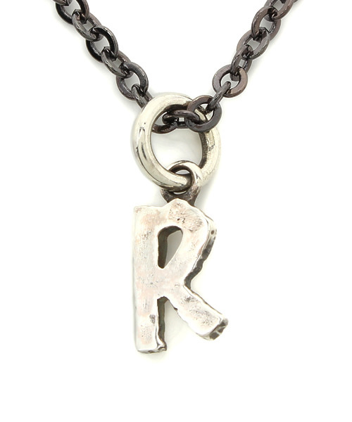 HYEON アルファベットR ネックレス HYEON アルファベットR ネックレス HYEON アルファベットR