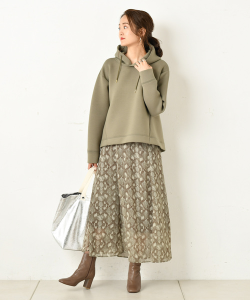 DouDou（ドゥドゥ）の「パイソンプリントフレアスカート（スカート・レディース・サックスブルー/グリーン・38/36）」の12枚目の写真