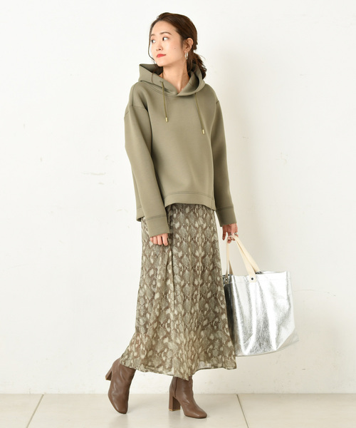 DouDou（ドゥドゥ）の「パイソンプリントフレアスカート（スカート・レディース・サックスブルー/グリーン・38/36）」の21枚目の写真