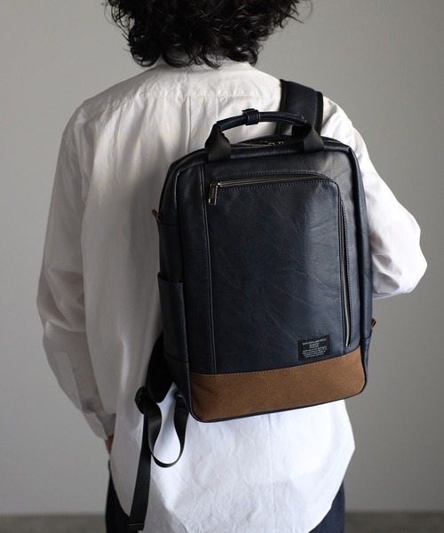 GUSCIO グッシオ　レザー　リュック　ブラック グッシオ ウォーモ GUSCIO UOMO PUレザー型押しビジネスリュック