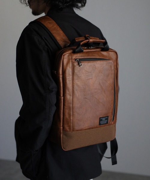LWモカグレージュリュックサック コーデュラ×リサイクルレザー スクエアリュックサック（バック