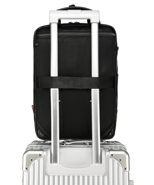 GUSCIO UOMO（グッシオ ウォーモ）の「【グッシオ ウォーモ】スクエア型リュックサック オンオフ兼用 PUレザー（バックパック/リュック・メンズ・ブラック/ネイビー/ブラウン/カーキ・FREE）」の15枚目の写真