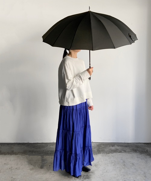 COMMON WARE（コモンウェアー）の「NT:16本骨 無地傘　長傘（長傘・レディース・ブラック/ネイビー/ブルー/グリーン/ローズ/ベージュ/ライトグリーン/パープル/ブラック系/ネイビー系/ピンクベージュ・FREE）」の3枚目の写真