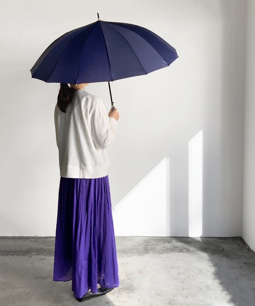 COMMON WARE（コモンウェアー）の「NT:16本骨 無地傘　長傘（長傘・レディース・ブラック/ネイビー/ブルー/グリーン/ローズ/ベージュ/ライトグリーン/パープル/ブラック系/ネイビー系/ピンクベージュ・FREE）」の9枚目の写真