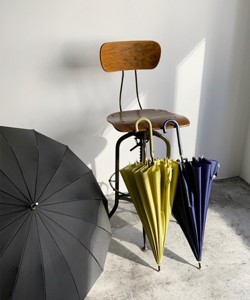 COMMON WARE（コモンウェアー）の「NT:16本骨 無地傘　長傘（長傘・レディース・ブラック/ネイビー/ブルー/グリーン/ローズ/ベージュ/ライトグリーン/パープル/ブラック系/ネイビー系/ピンクベージュ・FREE）」の17枚目の写真