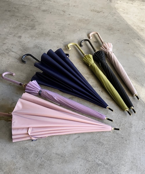 COMMON WARE（コモンウェアー）の「NT:16本骨 無地傘　長傘（長傘・レディース・ブラック/ネイビー/ブルー/グリーン/ローズ/ベージュ/ライトグリーン/パープル/ブラック系/ネイビー系/ピンクベージュ・FREE）」の20枚目の写真