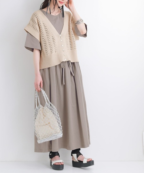 osharewalker(オシャレウォーカー)の「【機能素材】『バックオープンコットンワンピース』(ワンピース・レディース・ブラック/レッド/モカ/ブラック×ホワイト/ブルー系その他/ブルーパープル/ミント/グレー・1/2)」の4枚目の写真