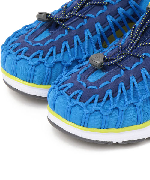 KEEN（キーン）の「KEEN:UNEEK SNK(YOUTH)（サンダル・キッズ・ブラック/ブルー・22/20/21）」の6枚目の写真