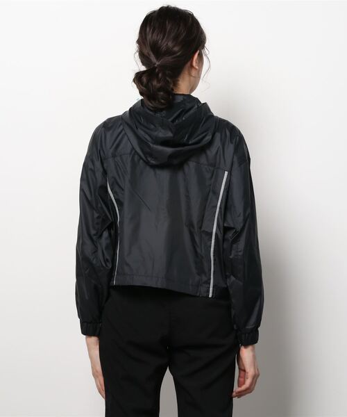 adidas（アディダス）の「R.Y.V.ウインドブレーカー