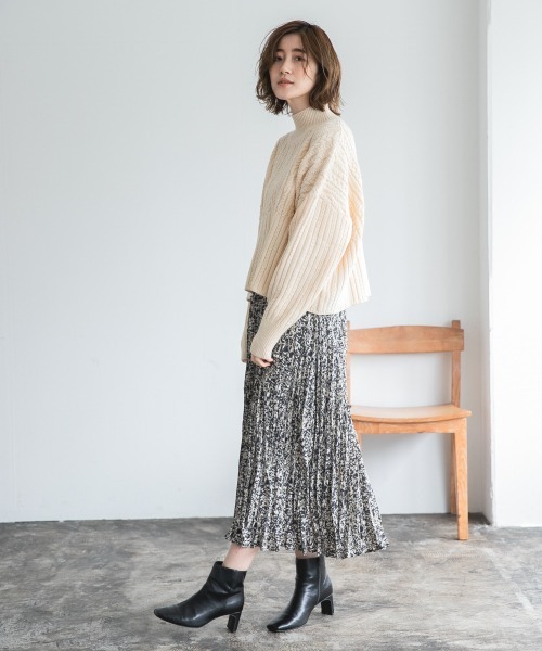 A part by（アパートバイ）の「Fレザースクエアトゥブーツ　918705（ブーツ・レディース・ブラック/ブラウン/ライトベージュ・MEDIUM/LARGE）」の19枚目の写真