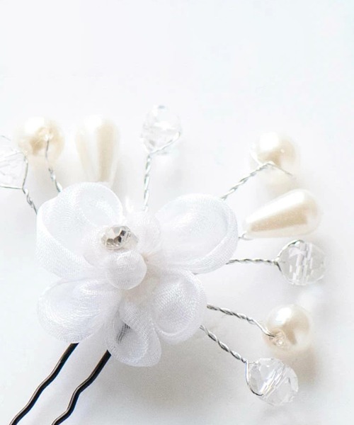 Catherine Cottage(キャサリンコテージ)の「フラワーピン3本セット(ヘアピン・キッズ・シルバー・FREE)」の3枚目の写真