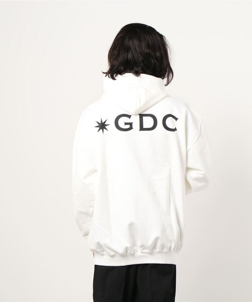 GDC(ジーディーシー)の「BACK LOGO HOODIE(パーカー・メンズ・ホワイト/ブラック/グレー・FREE)」の5枚目の写真