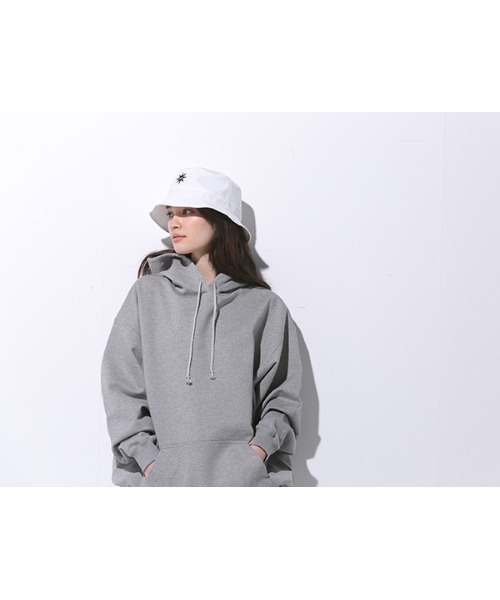 GDC(ジーディーシー)の「BACK LOGO HOODIE(パーカー・メンズ・ホワイト/ブラック/グレー・FREE)」の14枚目の写真