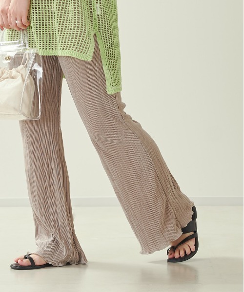 prose verse（プロズヴェール）の「サテンミニプリーツセミフレアパンツ（その他パンツ・レディース・ブラック/パープル/アイボリー/ミント/モカ/グレイッシュベージュ/イエロー・ﾌﾘ-）」の4枚目の写真