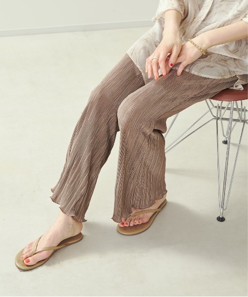 prose verse（プロズヴェール）の「サテンミニプリーツセミフレアパンツ（その他パンツ・レディース・ブラック/パープル/アイボリー/ミント/モカ/グレイッシュベージュ/イエロー・ﾌﾘ-）」の3枚目の写真