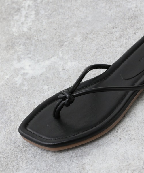 A part by(アパートバイ)の「スクエアトゥトングサンダル 945300(サンダル・レディース・ブラック/ベージュ/グリーン系その他4・MEDIUM/LARGE)」の8枚目の写真