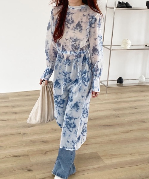 セール バッグデザインが目を引くシアープリントワンピース ワンピース Smile Orchid スマイルオーキッド のファッション