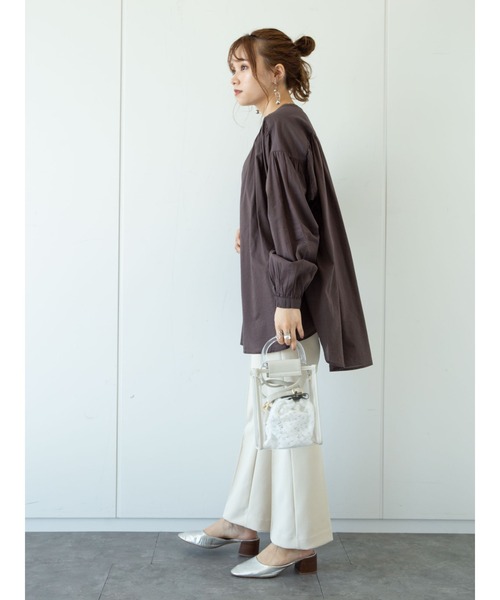 earth music&ecology（アースミュージックアンドエコロジー）の「C/Rギャザーブラウス ＊（シャツ/ブラウス・レディース・オフホワイト/ブラウン・FREE）」の7枚目の写真