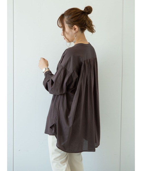 earth music&ecology（アースミュージックアンドエコロジー）の「C/Rギャザーブラウス ＊（シャツ/ブラウス・レディース・オフホワイト/ブラウン・FREE）」の13枚目の写真