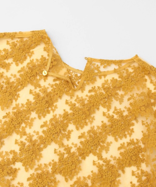 KBF+（ケービーエフプラス）の「KBF+　チュール刺繍プルオーバー（その他トップス・レディース・オフホワイト/ブルー系その他/キャメル・ONE）」の6枚目の写真