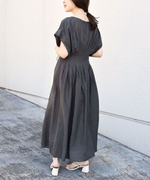 美品SHIPSシップスきれい色エアリーローンウエストポイントワンピース♪ SHIPS（シップス）の「〈手洗い可能〉エアリーローンウエスト
