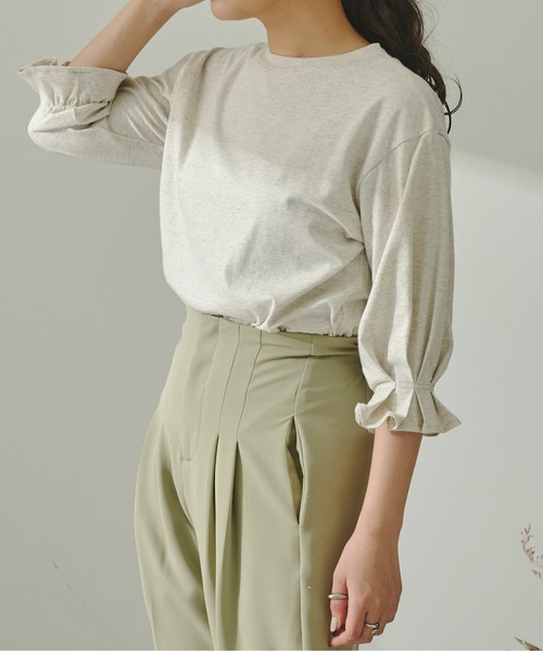 Ambre Neige(アンブルネージュ)の「タックスリーブTシャツ/【WEB/EC限定商品】(Tシャツ/カットソー・レディース・ブラック/グレー系その他/ナチュラル・FREE)」の15枚目の写真