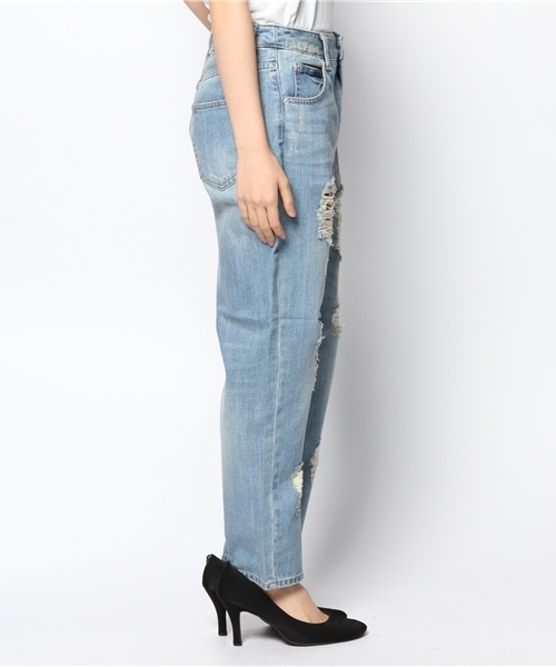 Heather(ヘザー)の「デニムボーイフレンドダメージパンツ 554980(デニムパンツ・レディース・ライトブルー・SMALL/MEDIUM)」の2枚目の写真