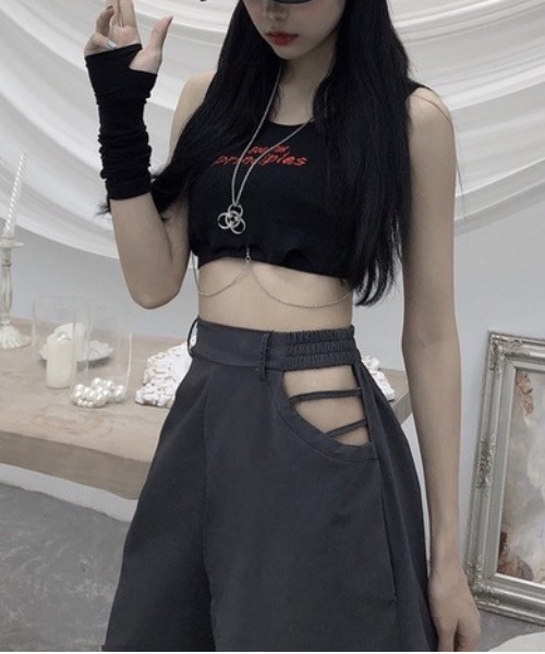 KOR（ケーオーアール）の「フロントオープンジョガーパンツ（スラックス・レディース・オレンジ/ブラック/グレー・S/M/L）」の18枚目の写真