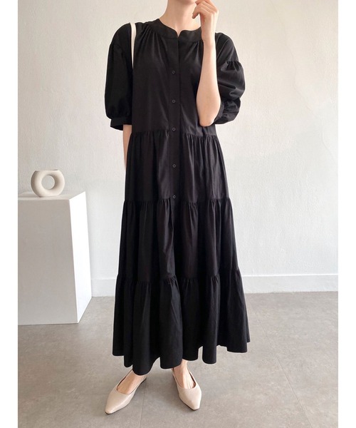 Jewelobe(ジュエローブ)の「ラウンドネックティアードマキシワンピース(ワンピース・レディース・ベージュ/ブラック・FREE)」の20枚目の写真