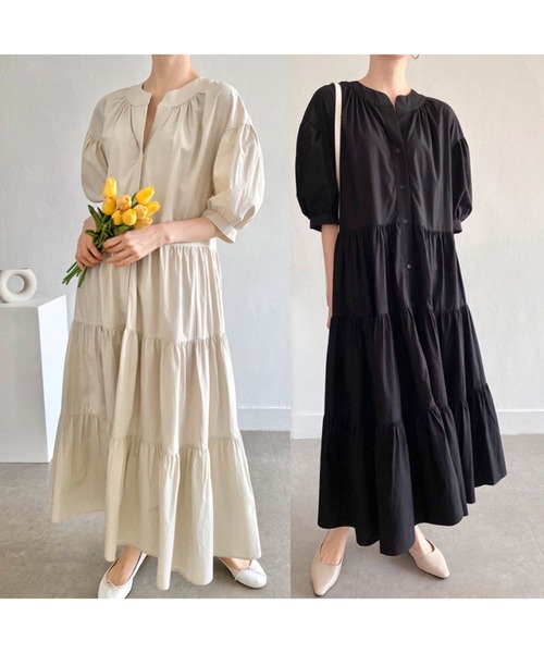 Jewelobe(ジュエローブ)の「ラウンドネックティアードマキシワンピース(ワンピース・レディース・ベージュ/ブラック・FREE)」の5枚目の写真