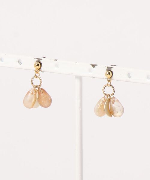tone(トーン)の「【Favorina】stardast drop petal ピアス(MA)(ピアス(両耳用)・レディース・オレンジ系その他/ブルー系その他/ピンク/ラベンダー/オレンジ・FREE)」の2枚目の写真