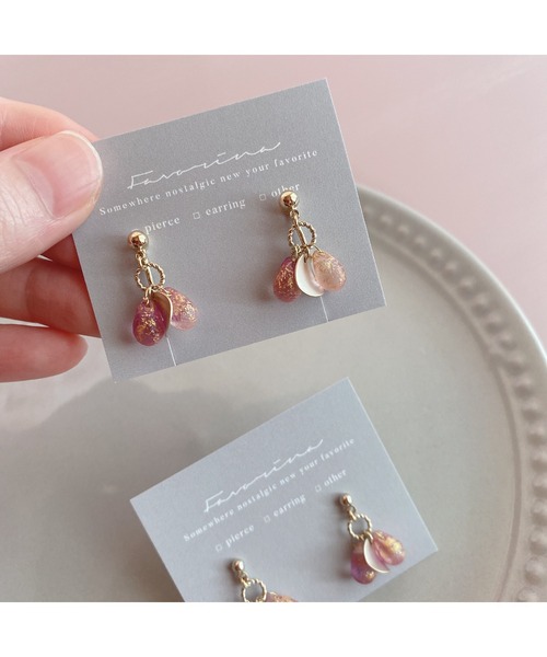 tone(トーン)の「【Favorina】stardast drop petal ピアス(MA)(ピアス(両耳用)・レディース・オレンジ系その他/ブルー系その他/ピンク/ラベンダー/オレンジ・FREE)」の4枚目の写真