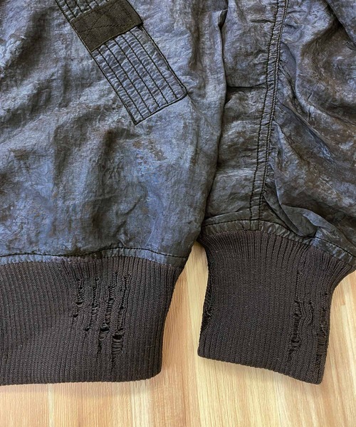 DIESEL（ディーゼル）の「ビンテージナイロンファブリック MA-1 ボンバージャケット「J-SOULY-TYE」（MA-1・メンズ・ブラック/グリーン・S/M/L/XL/XXL）」の13枚目の写真