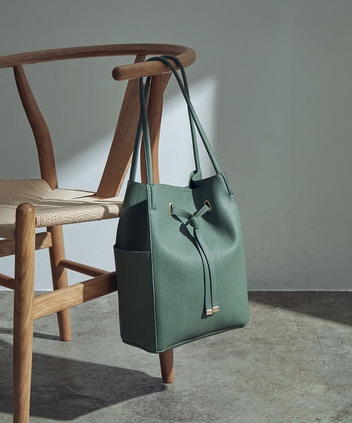 VIS（ビス）の「【A4対応】フロントタイトートバッグ（トートバッグ・レディース・ブラック/グリーン系その他/ベージュ系その他/キナリ/ベージュ系その他2/サックスブルー・FREE）」の5枚目の写真